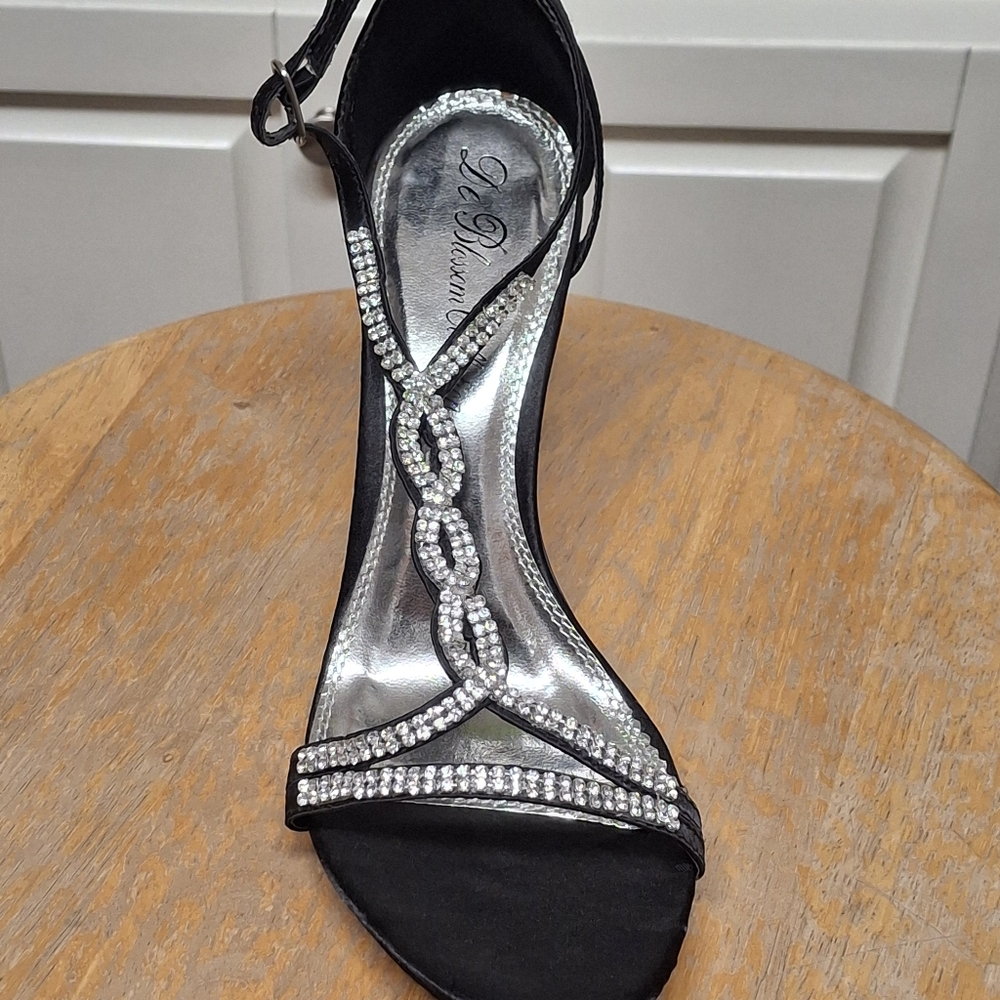 New De Blossom Women's Verona-3 Blk Satin Rhinestone High Heels evening Shoe